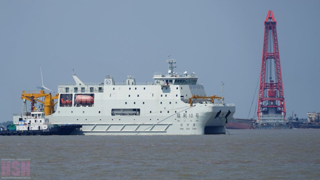 2016-08-24-Essais-en-mer-du-navire-oc%C3